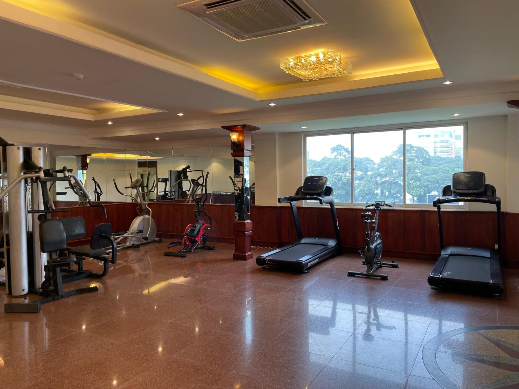 Victory Sai Gon Hotel Thành Pho Ho Chí Minh Esterno foto